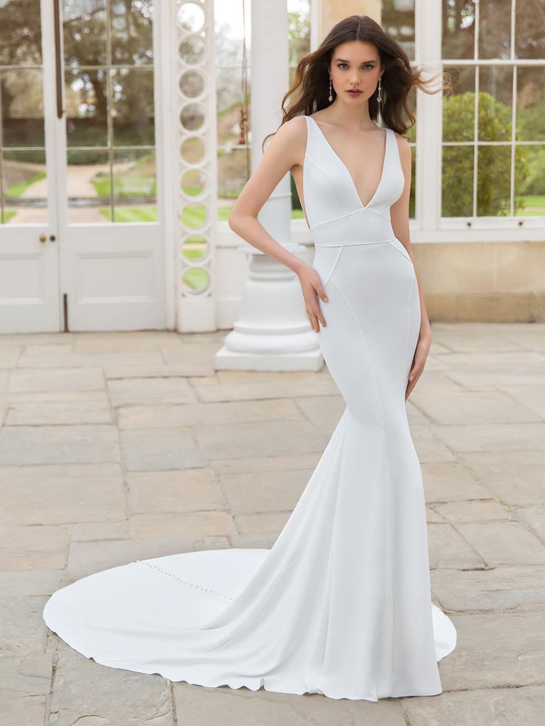 Body-hugging Wedding Gowns for Every Bride - Vows Bridal