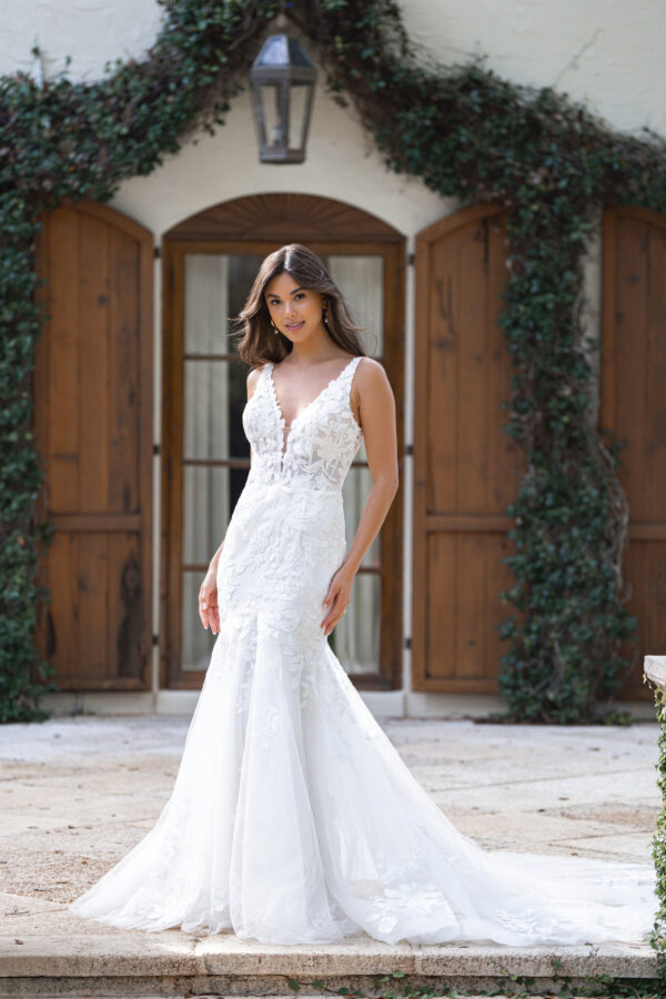 Allure Romance R3859