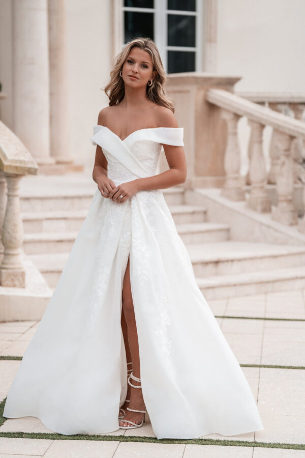 Allure Bridals A1356