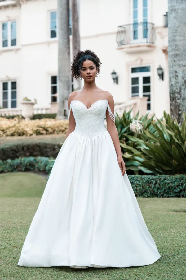 Allure Bridals A1369