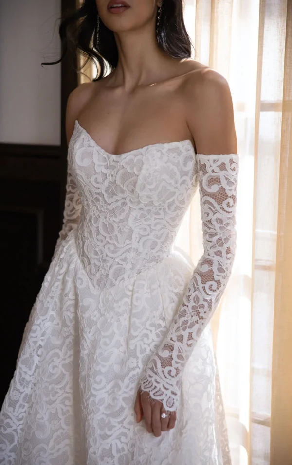 Essense of Australia D4591 - Vows Bridal